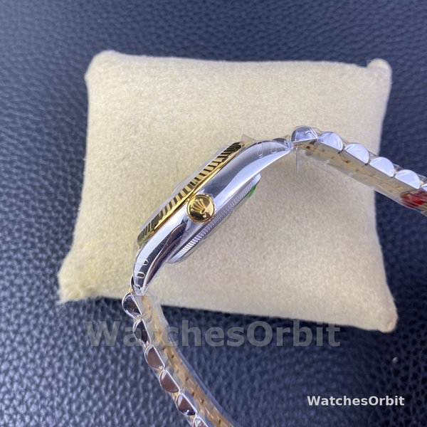 Rolex Datejust 36 126233 0045 Champagne Fluted Motif Diamond Dial