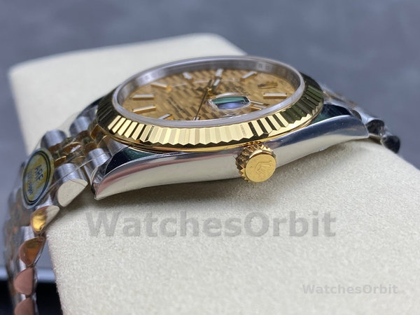 Rolex Datejust 41 126333 Golden Fluted Motif Champagne Dial