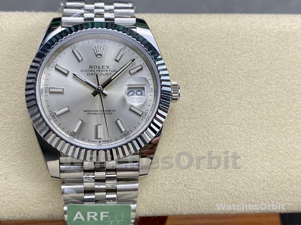 Rolex Datejust 41mm Stainless Steel 126334 0004 Silver Index Jubilee Mens Watch
