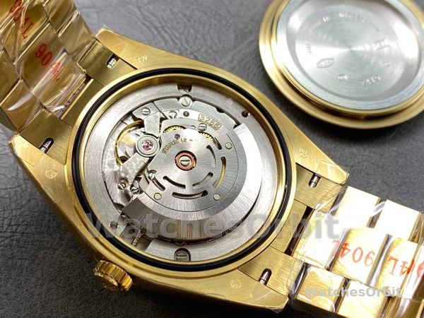 Rolex Day Date 40 Yellow Gold Pave Diamond Dial M228238 0054 Men's Watch