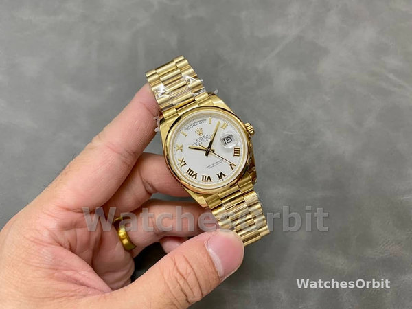 Rolex Day-Date 118208 Yellow Gold White Dial Roman Numeral 36mm Unisex Replica Watch