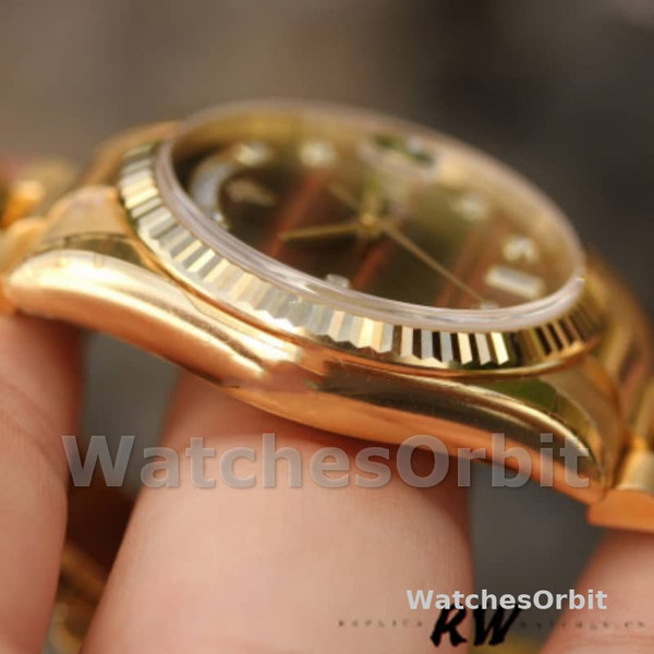 Rolex Day-Date 118238 Yellow Gold Diamond Bulls Eye Dial 36mm Unisex Replica Watch