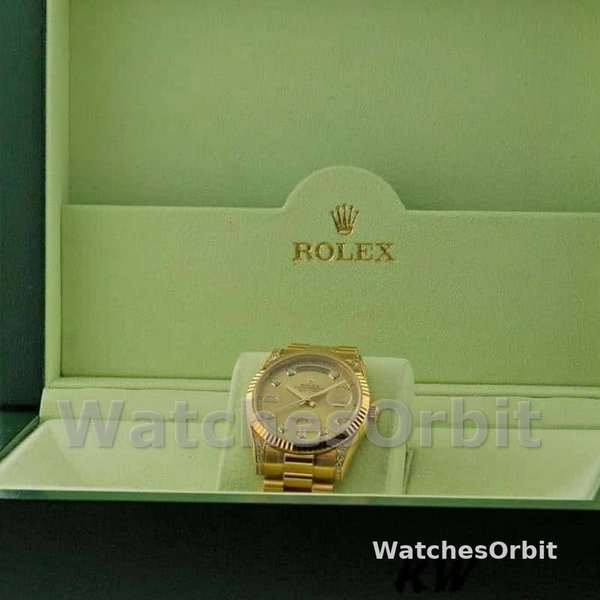 Rolex Day-Date 118338 Yellow Gold Champagne Diamonds Dial 36mm Unisex Replica Watch
