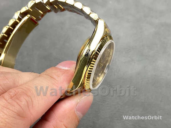 Rolex Day-Date 128238 0008 Fluted Bezel Champagne Diamond Dial 36MM Unisex Replica Watch