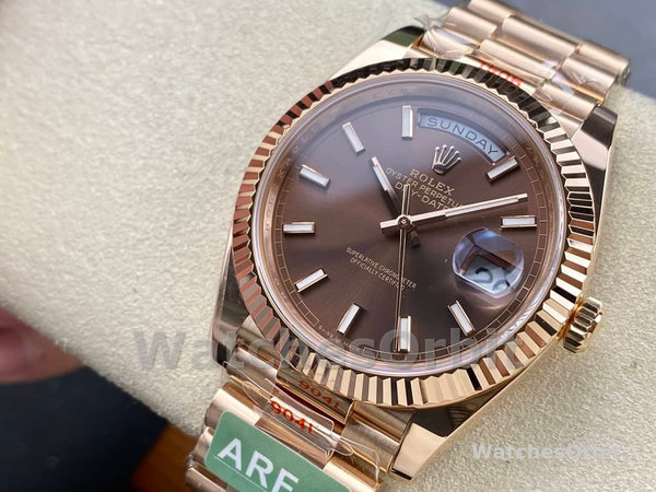 Rolex Day-Date 228235 Chocolate Brown Dial Fluted Bezel 40mm Mens Replica Watch