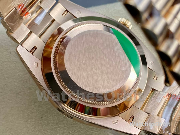 Rolex Day-Date 228235 Chocolate Brown Dial Fluted Bezel 40mm Mens Replica Watch