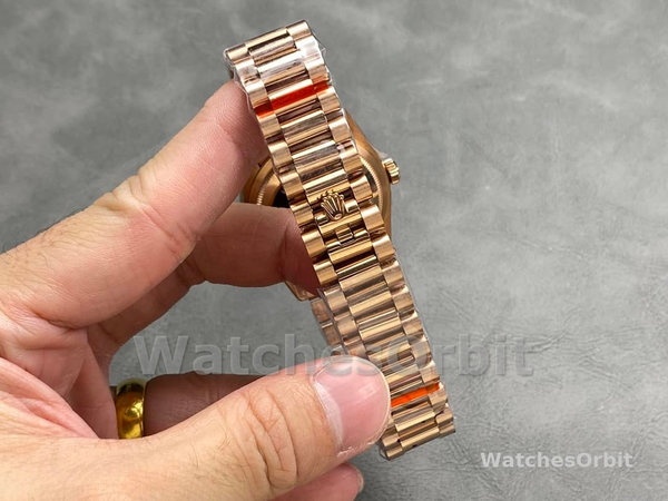 Rolex Day-Date 228235 Sundust Index Dial Fluted Bezel 40mm Mens Replica Watch