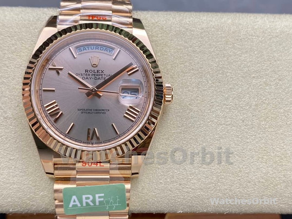 Rolex Day-Date 228235 Sundust Roman Numeral Dial Fluted Bezel 40mm Mens Replica Watch