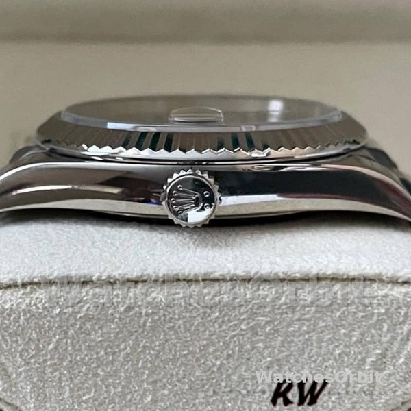 Rolex Day-Date 228239 Black Index Dial Fluted Bezel 40mm Mens Replica Watch