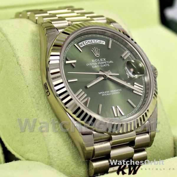 Rolex Day-Date 228239 Green Roman Dial Fluted Bezel 40mm Mens Replica Watch
