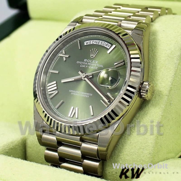 Rolex Day-Date 228239 Green Roman Dial Fluted Bezel 40mm Mens Replica Watch