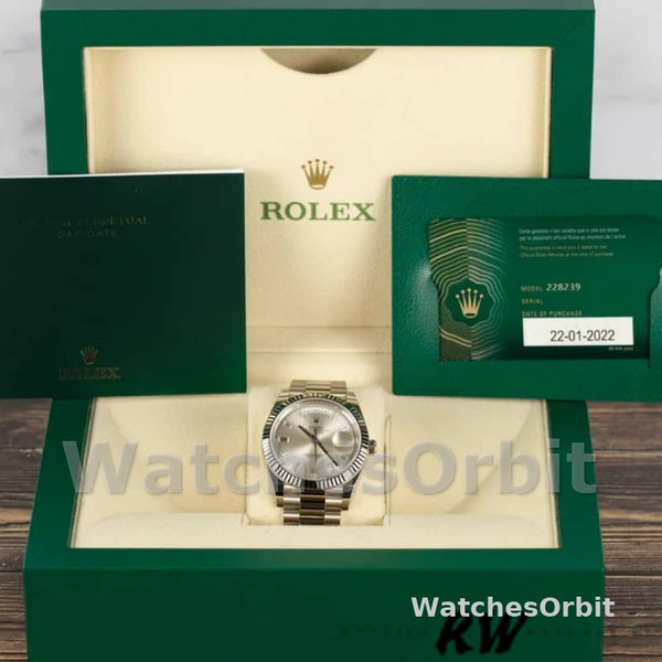 Rolex Day-Date 228239 Silver Baguette Diamond Dial Fluted Bezel 40mm Mens Replica Watch