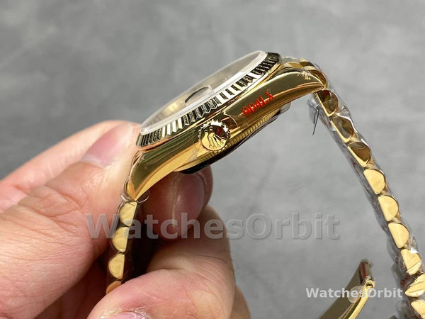 Rolex Day Date 36 Champagne Dial Yellow Gold Bracelet 128238 0132