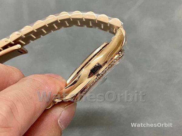 Rolex Day-Date 36 Rose Gold Turquoise Diamond-Set Roman Dial Diamond Bezel m128345rbr 0064