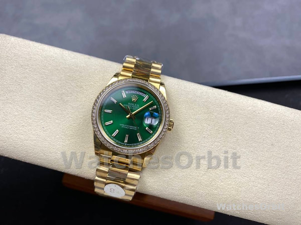 Rolex Day Date 36mm Green Dial Diamond-Set Bezel President Bracelet m128398tbr 0035