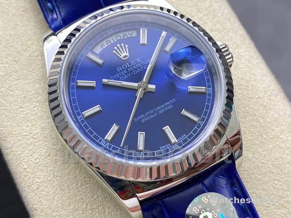 Rolex Day Date 36mm White Gold Fluted Bezel 118139 0004 Blue Index