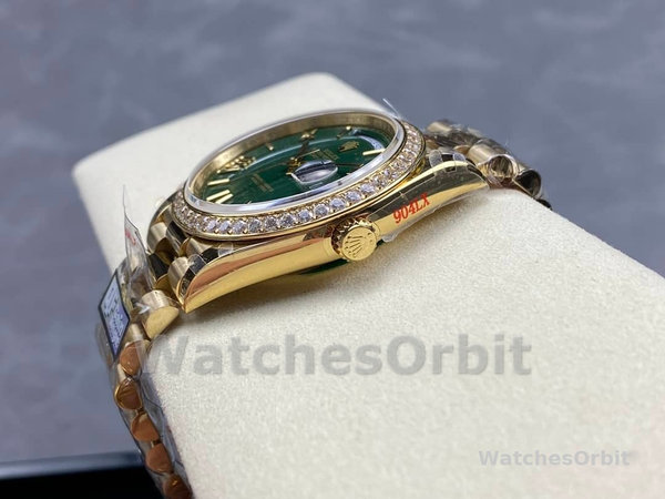 Rolex Day Date 40 18K Yellow Gold Green Dial Diamond Bezel M228348RBR 0040 Men's Watch