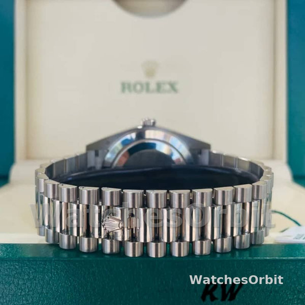 Rolex Day-Date 40mm 228239 0005 Black Diamond Dial Fluted Bezel Mens Replica Watch