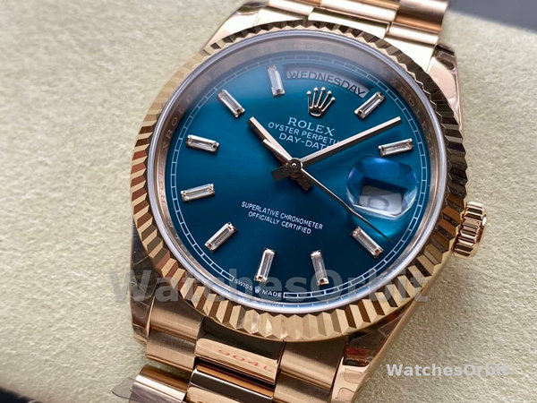 Rolex Day Date Oyster 36 mm Everose Gold Blue Green Dial M128235 0085