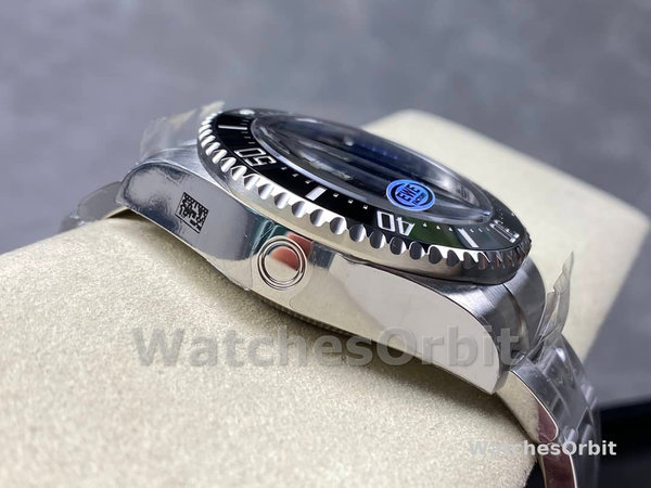 Rolex Sea-Dweller Deepsea 136660 0005 Stainless Steel Black Blue Dial 44MM Mens Replica Watch