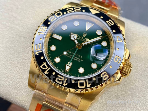 Rolex GMT Master II 116718LN Oyster Bracelet Green Dial 40mm Mens Replica Watch