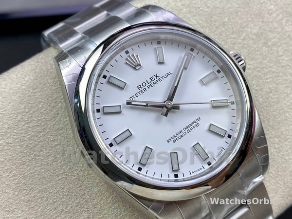 Rolex Oyster Perpetual 114300 White Dial 39mm Mens Replica Watch