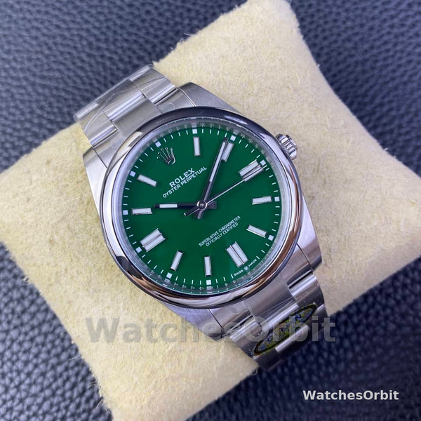 Rolex Oyster Perpetual 41 Green Dial 124300 0005 Men's Watch