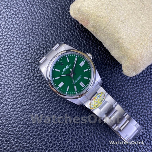 Rolex Oyster Perpetual 41 Green Dial 124300 0005 Men's Watch