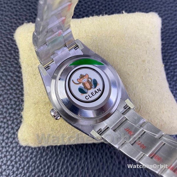 Rolex Oyster Perpetual 41 Silver Dial Steel M124300 0001 Men's Watch