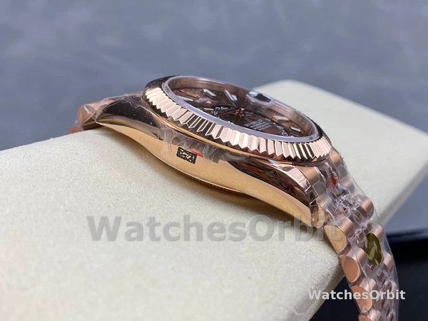 Rolex Sky Dweller 42 Everose Gold Chocolate Dial m336935 0006