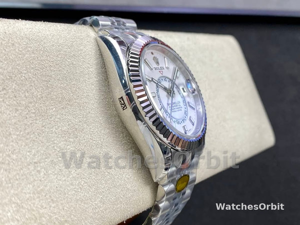 Rolex Sky Dweller 42 White Dial Fluted Bezel M336934 0004 Men's Watch
