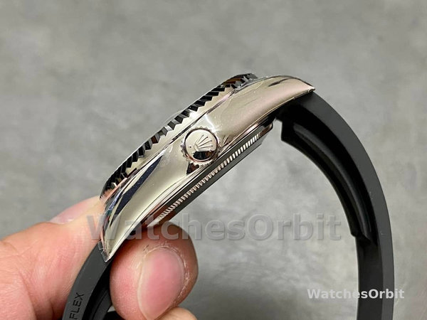 Rolex Sky Dweller 42 White Gold Black Dial M336239 0002 Men's Watch