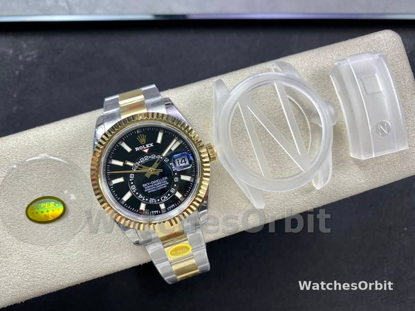 Rolex Sky Dweller 42 Yellow Rolesor Black Dial Oyster M336933 0003 Men's Watch