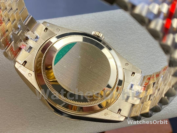 Rolex Sky Dweller 42mm18 kt Yellow Gold Black Dial m336938 0005