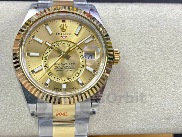 Rolex Sky Dweller Champagne Dial Yellow Gold 336933 0001 42mm