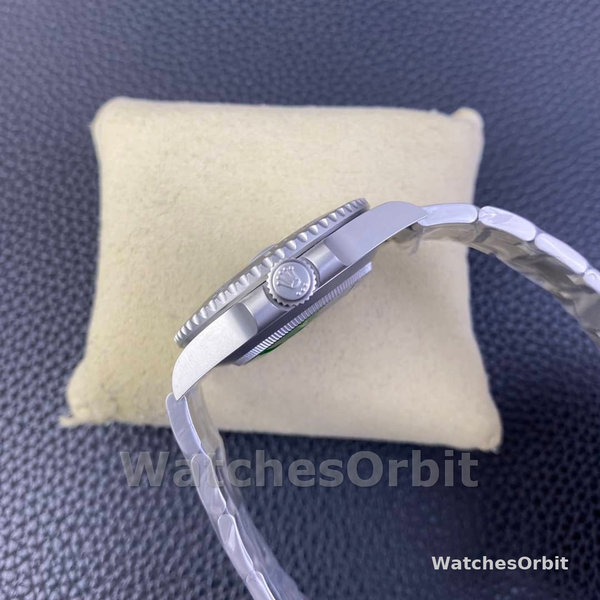 Custom Rolex Submariner Carbon Fiber