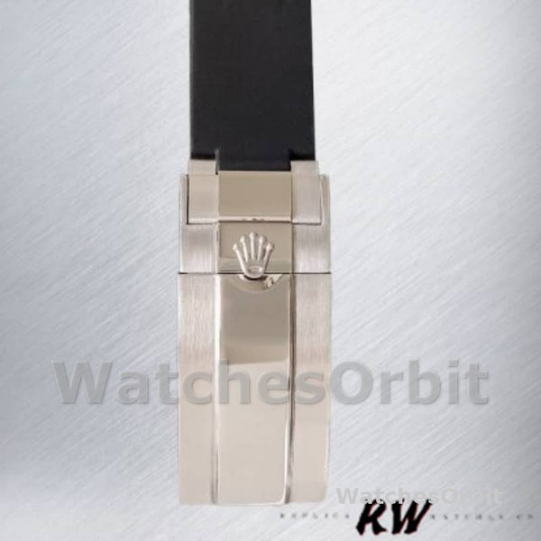 Rolex Submariner 116610 Black Dial Rubber strap 40mm Mens Replica Watch